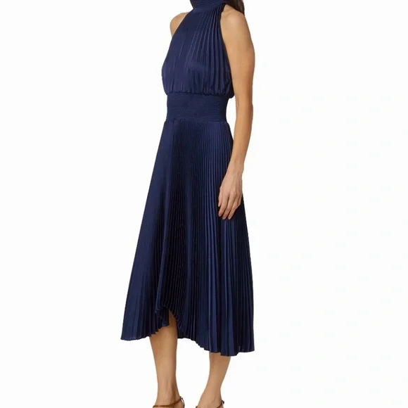 πΈ A.L.C. Renzo Pleated Blouson Dress - Picture 9 of 13